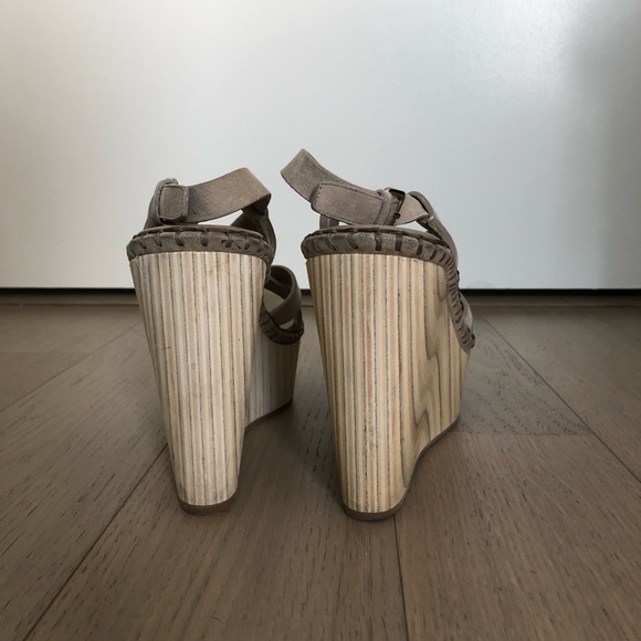 Miu Miu cream suede wooden wedges - Picture 5 of 7
